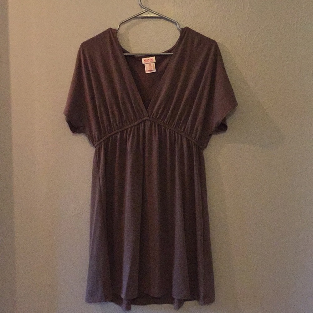 V neck dress